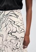 VELVET - Printed midi slip skirt - marble