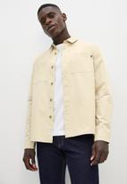 Lark & Crosse - Regular fit cotton twill shirt - stone