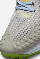 Nike - Wildhorse 7 - lt iron ore/volt-cobblestone-kumquat