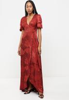 Trendyol - Sleeve detailed satin dress - burgundy