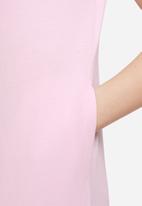 Nike - G nsw futura tshirt dress - pink foam & dark beetroot