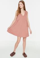 Trendyol - Flare dress - rose
