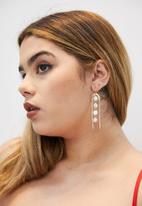 Superbalist - Dana statement earrings - gold & cream