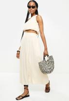 dailyfriday - One shoulder and skirt set - neutral 