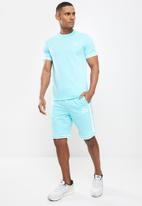 Lonsdale - Shorts & T-shirt set - blue & white