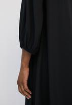 edit - Bellow sleeve a-line shirt dress - black
