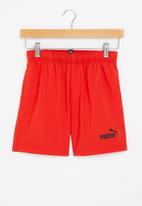 PUMA - Ess woven shorts 5" - high risk red