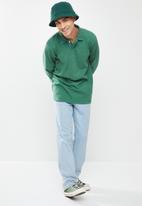 Cotton On - Rugby long sleeve polo - pine needle green