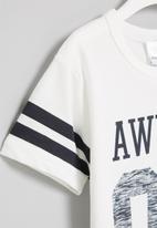 POP CANDY - Awesome tee - white