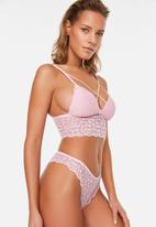Trendyol - Lacy cross detail underwear set - powder pink