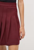 Blake - Pleated mini skirt - burgundy