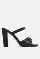 Call It Spring - Rhia block heel - black