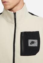 Nike - NSW Therma fit  polar fleece vest - rattan & black
