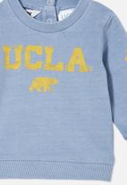 Cotton On - Spencer sweater lcn - lcn ucl dusty blue/ucla bear
