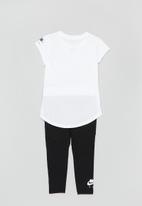 Nike - Nkg nike air tee & legging set - black
