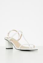 Seduction - Barely there slingback block heel - white