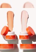 Origins - GinZing™ Vitamin C & Niacinamide Eye Cream to Brighten & Depuff - Warm