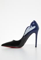 Miss Black - Lou20 barely there court heel - navy combo