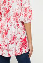 Stella Morgan - Hi-lo monotone floral printed blouse - red