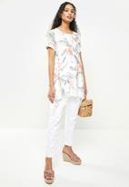 Stella Morgan - Floral printed double layer blouse - white