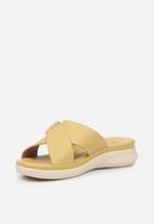 Butterfly Feet - Ella 1 slide sandal - yellow