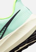 Nike - Nike air zoom pegasus 39 - barely green/cave purple-mint foam-volt