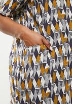 Stella Morgan - Diamond printed loose fit shift dress - indigo