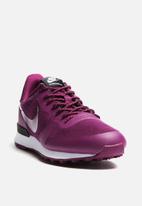 nike internationalist tech fleece