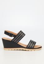 Butterfly Feet - Yasheel 4 wedge heel - black