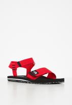 The North Face - Skeena sandal - tnf red & tnf black