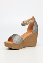 Butterfly Feet - Larah 2 wedge heel - pewter