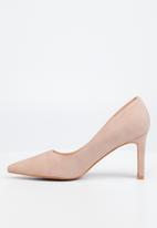 Butterfly Feet - Lena 1 barely there court block heel - pink