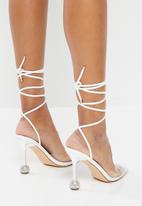 Miss Black - York1 ankle tie heel - white