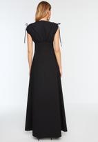 Trendyol - Tie detail maxi dress - black