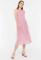 Trendyol - Halter patterned dress - pink