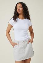 Cotton On - Cargo denim low rise mini skirt - soft taupe