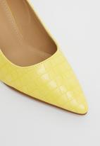 Madison® - Betsie stiletto court heel - butter yellow