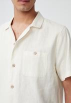 Cotton On - Hemp short sleeve shirt - ivory