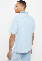 Only & Sons - Onsbas short sleeve shirt light denim gs 2388 - light blue