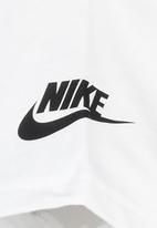 Nike - Nike boys short sleeve graphic T-shirt - white