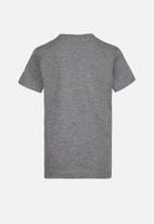 Nike - Nike boys short sleeve graphic T-shirt - carbon heather