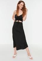 Trendyol - High waist flared skirt - black