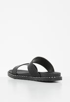 Madison® - Cynthia slide sandal - black