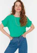 Trendyol - Loose fit crop blouse - green