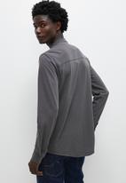 Superbalist - Lee regular fit mandarin knit shirt - grey
