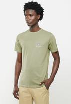 Ben Sherman - Entry tar print crew neck tee shirt - olive