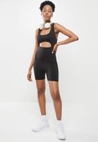 dailyfriday - Cut out sports suit - black