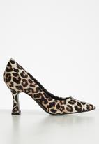 Steve Madden - Notary court heel - leopard velvet