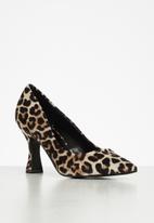 Steve Madden - Notary court heel - leopard velvet
