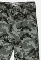 Cotton On - Larry cuffed pant - new camo